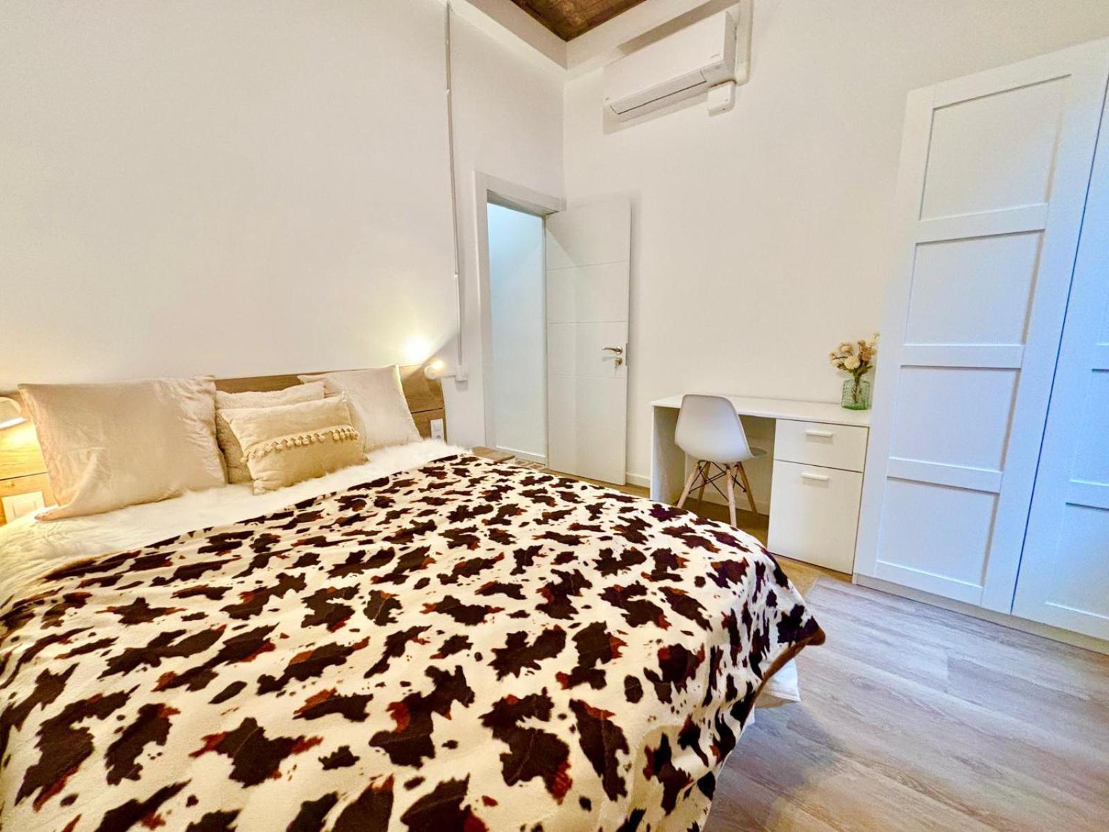Apartment Piso En Gracia De 3 Dobles Suits *